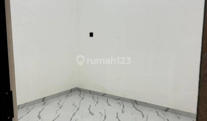 DIJUAL RUMAH BAGUS DI PERUM PERMATA HIJAU DEKAT SUMMARECON BEKASI 2