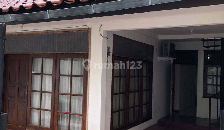 Rumah Sewa Kebayoran Baru 1