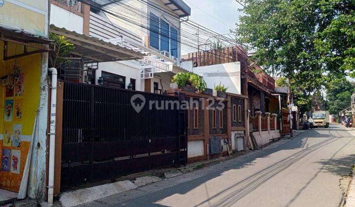 Rumah 2 Lantai SHM Bagus 1