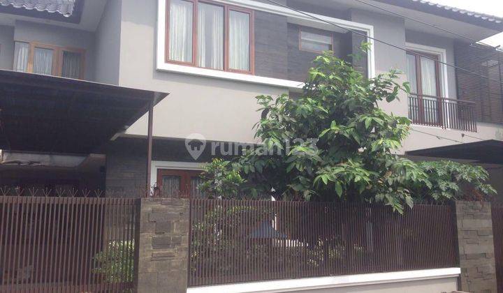 Rumah 2 Lantai SHM Bagus mampang 1