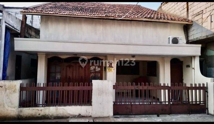 Rumah 2 Lantai SHM Bagus tebet 1