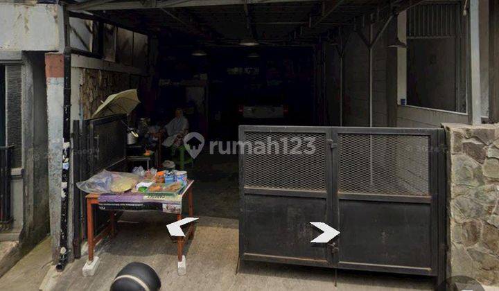 Rumah bekas kantin Rumah akses 2 mobil 1