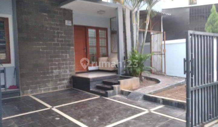 Rumah Kontrakan 2 Lantai Shm Bagus 1