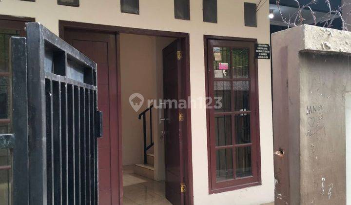 Rumah Kontrakan 2 Lantai Shm 2