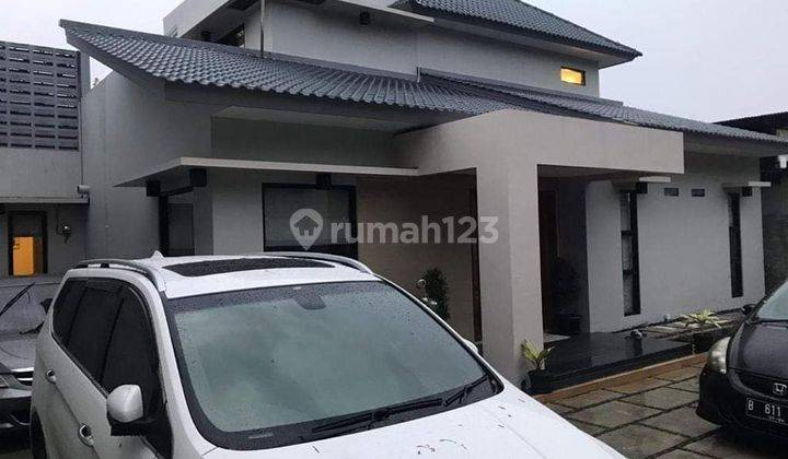 Rumah 2 Lantai Bagus Shm 1