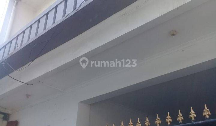 Rumah Kontrakan 2 Lantai Shm Komplek 1