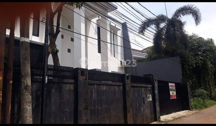 Rumah Kontrakan 2 Lantai Shm Bagus 1