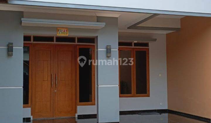 Rumah Kontrakan 2 Lantai Shm Bagus 2