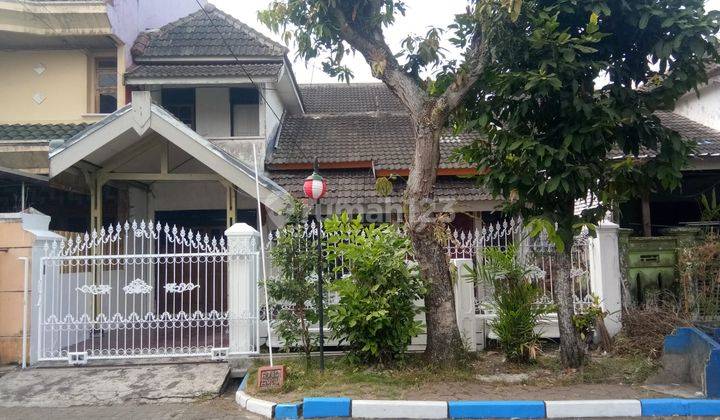 Dijual Rumah 2,5 Lantai di Araya Dekat Rustic Market Binus 1