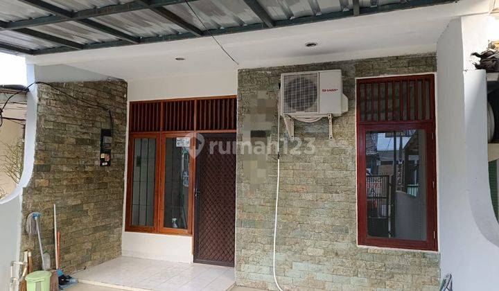 Disewa Rumah Siap Huni di Gading Putih 2 Jakarta Utara 1