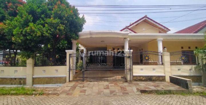 Di Sewa Rumah Semi Furnished Hook Siap Huni 1