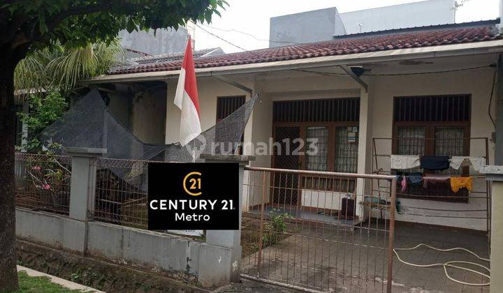 Dijual murah rumah di Kemang Pratama Bekasi 1