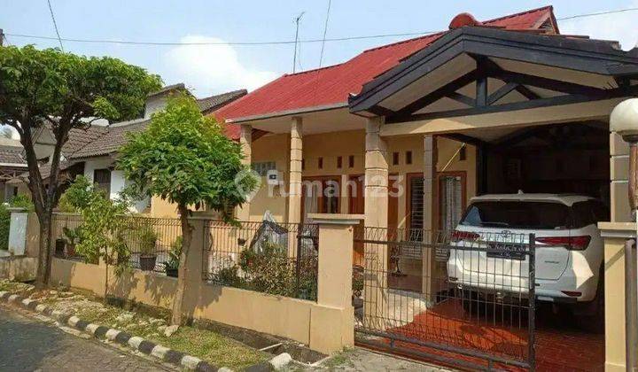 Dijual rumah di Kemang Pratama 1 Bekasi 2