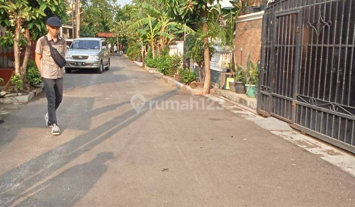 Dijual rumah murah di Titian Indah Bekasi dekat sumarecon 2