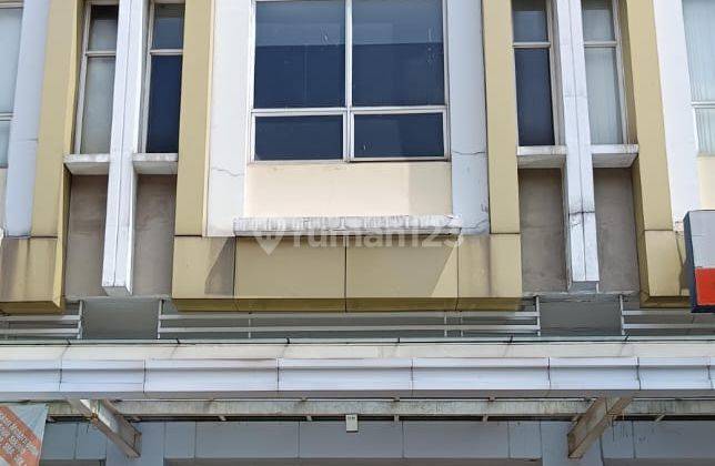 Disewakan Ruko Emerakd 3 Lantai Sumarecon Bekasi 1