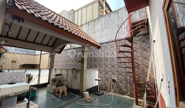 Dijual Rumah Halaman Luas di Kemang Pramata Bekasi 2