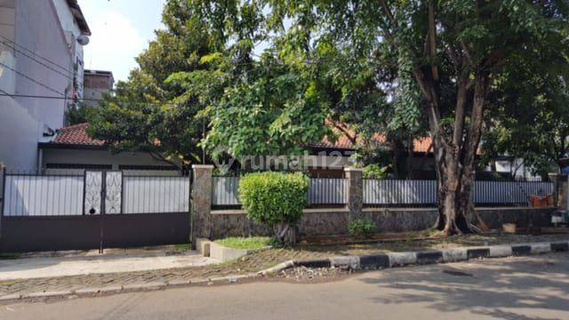 Rumah di Cempaka Putih Jakarta Pusat 2