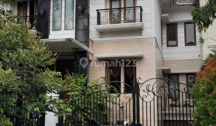 Rumah Mewah Kawasan Elite Pondok Indah Jakarta Selatan 2