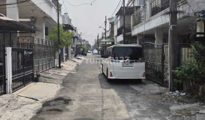 Rumah 2 Lantai di Kelapa Molek, Jakarta Utara 1