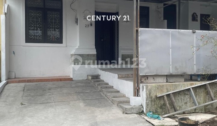 Nice House Ready to Occupy in Lippo Cikarang