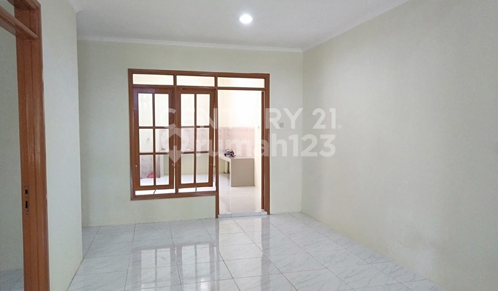 Rumah Cantik Asri Siap Huni Cluster Lembah Hijau 