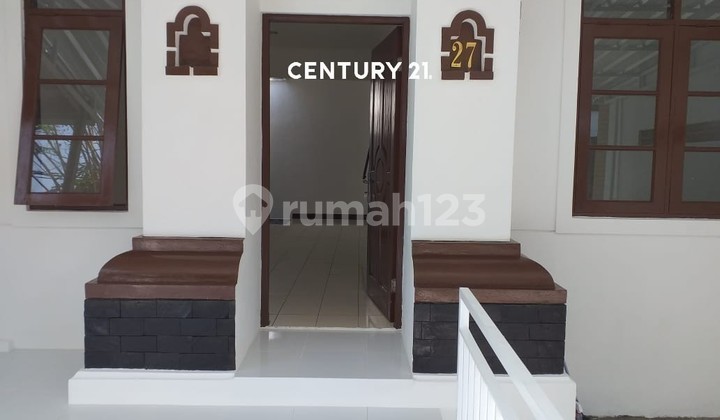 Nice Unfurnished House in Lippo Cikarang Nice Unfurnished House in Lippo Cikarang