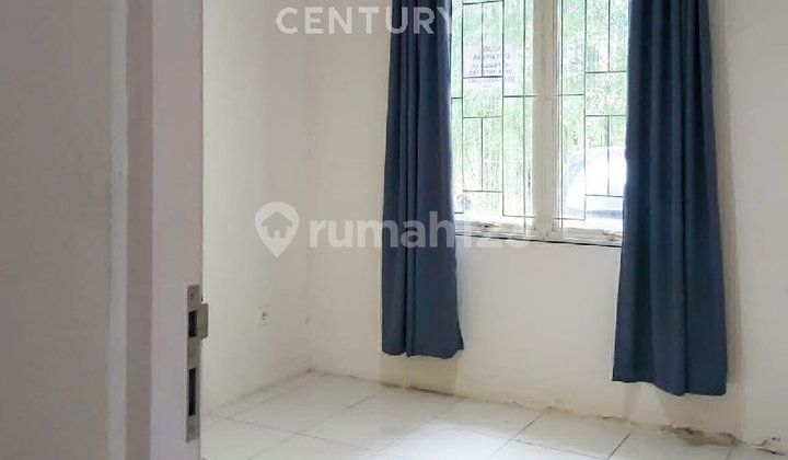 Lavesta Safe and Comfortable Residence in Lippo Cikarang