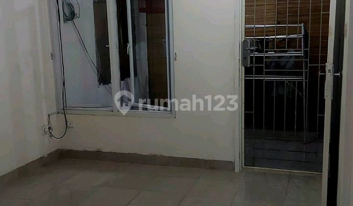 Asri House in Cibodas Park for Quick Sale Immediately Asri House in Cibodas Park for Quick Sale Immediately