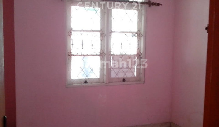 Rumah Taman Lembah Hijau Available for Immediate Rent