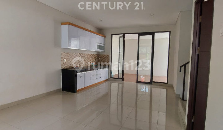 Hunian Aman Dan  Nyaman   2 Lantai Lippo Cikarang 