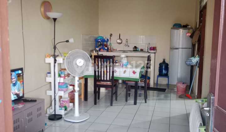 Ready-to-Live House, Close to Shops, Schools, and Industrial Area.