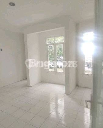 Ready-to-Occupy Shop House at Zero Suhat Main Road, Malang Ready-to-Occupy Shop House at Zero Suhat Main Road, Malang