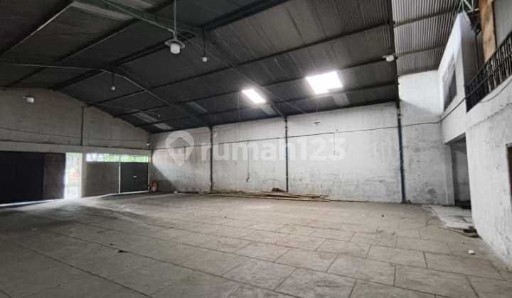Warehouse Area 480 in Blimbing Malang Warehouse Area 480 in Blimbing Malang