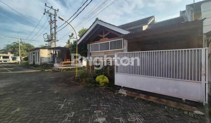 Rumah full furnished di Pakisaji Kota Malang.  1