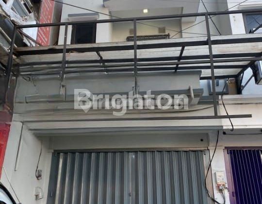 Cheap 2-story shop house in Suhat area, Malang. Cheap 2-story shop house in Suhat area, Malang.