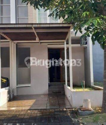 Rumah kan dengan perabot di Araya kota Malang 1