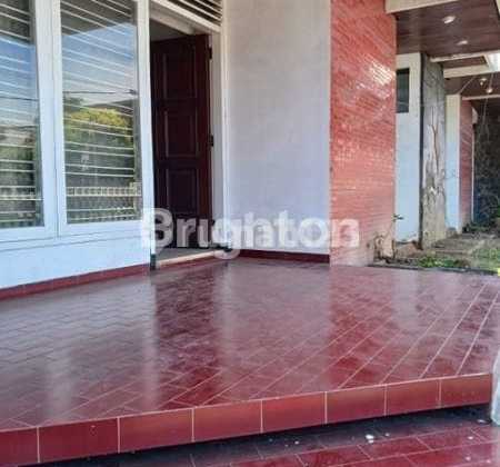 Large Furnished House Suitable for Employee Mess and Office in Dieng Malang, House Needs Minimal Renovation, SHM in Dieng Large Furnished House Suitable for Employee Mess and Office in Dieng Malang, House Needs Minimal Renovation, SHM in Dieng