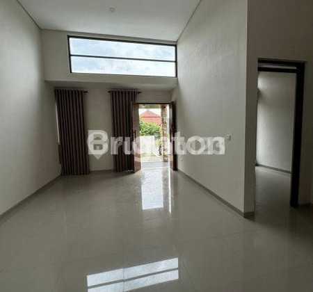 Rumah Siap Huni di Cluster Mewah Austinvil Tidar Dieng Malang 2