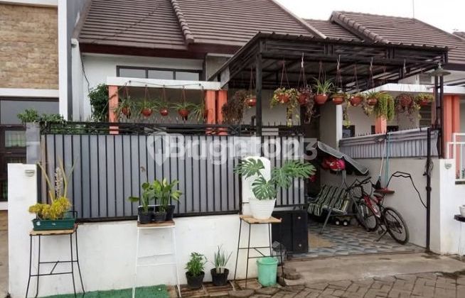 Fully furnished house in Pakisajajar, Malang