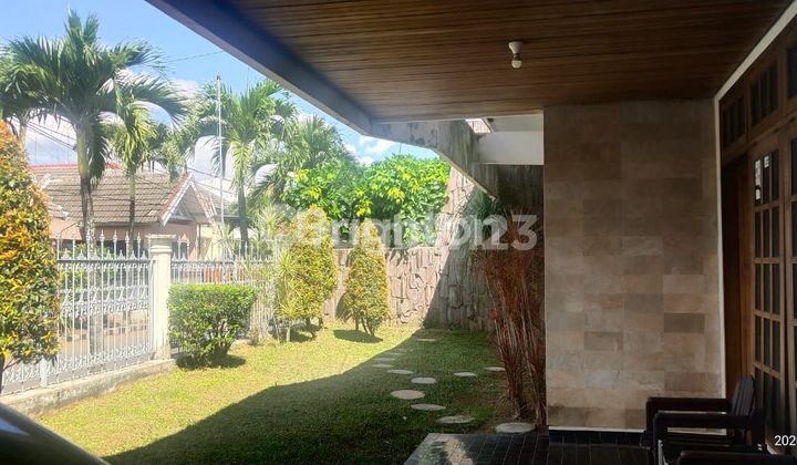 Rumah besar di Tidar Malang Rumah besar di Tidar Malang