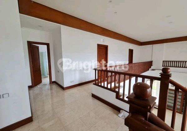 Large Luxury House in Tidar Near Machung Villa Puncak Tidar Malang 2
