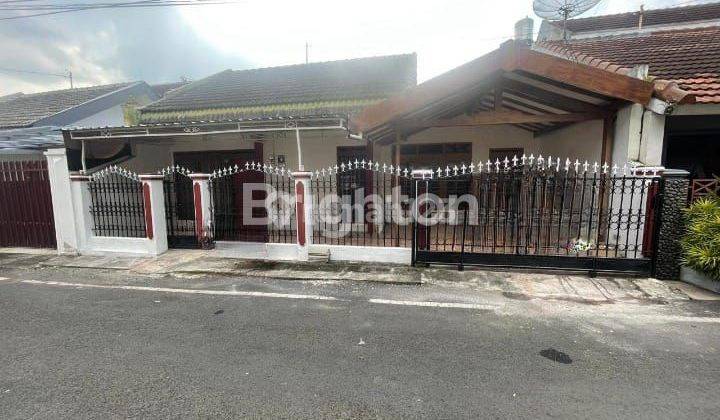 Rumah dekat UMM di Tlogomas kota Malang 1