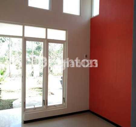 Affordable House Fits 2 Cars.near Binus Araya Malang 2