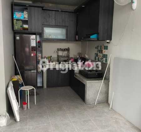 Rumah Dekat Tol Sawojajar Semi Perabot di Malang 2