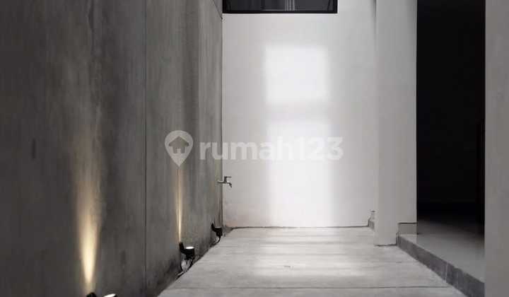 Nice House SHM Setra Dago Antapani, Bandung 2