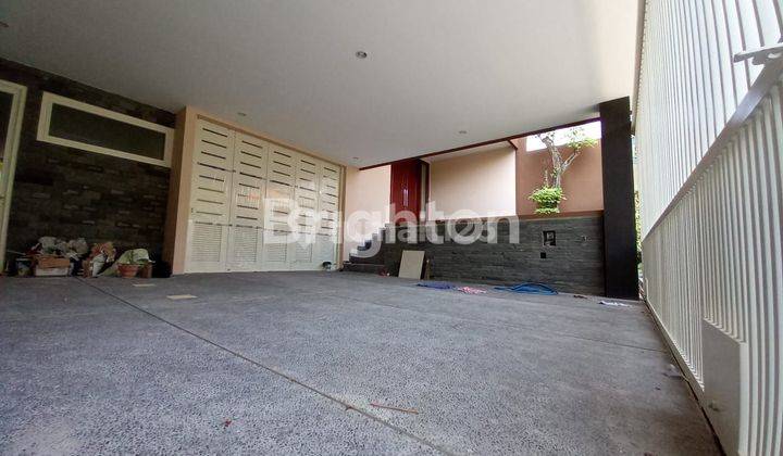 RUMAH  BAGUS di RAYA GREENWOOD GOLF MALANG 2