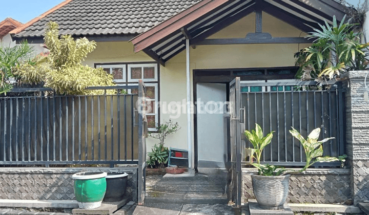 BUTUH SEGERA LAKU!! RUMAH MUNGIL di PERUM LANDUNGSARI PERMAI 1