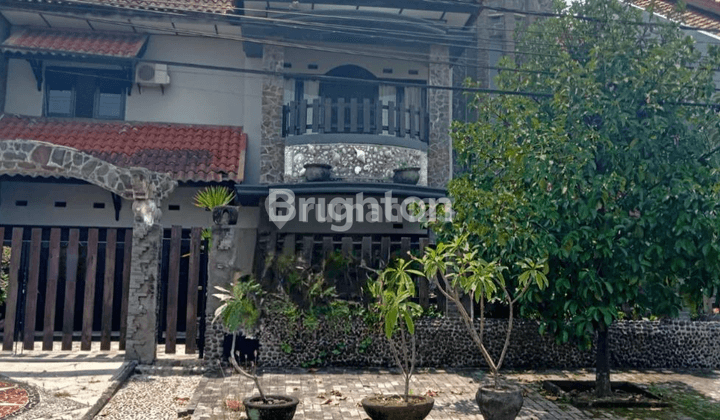 RUMAH ESTETIK 2 LANTAI di ARAYA 1