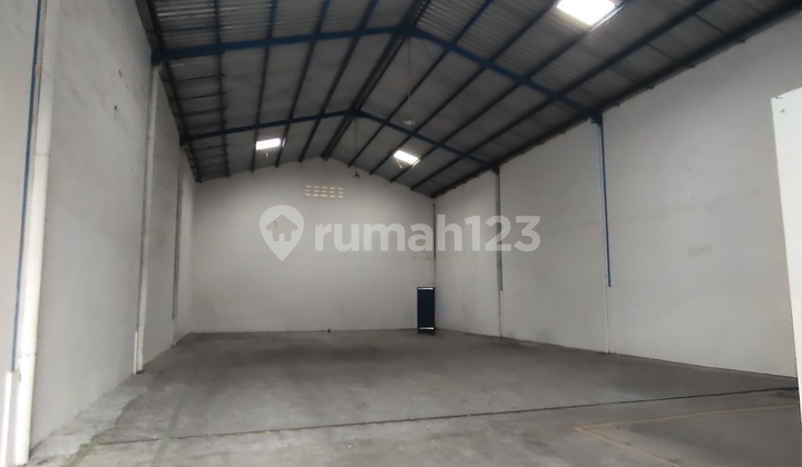 Warehouse in Singosari Warehouse Complex Warehouse in Singosari Warehouse Complex