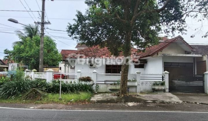 RUMAH HOOK di DAERAH BUAH-BUAHAN 2